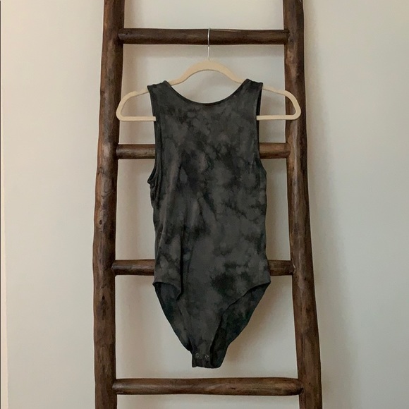 American Eagle Green Camo Bodysuit - Picture 2 of 3